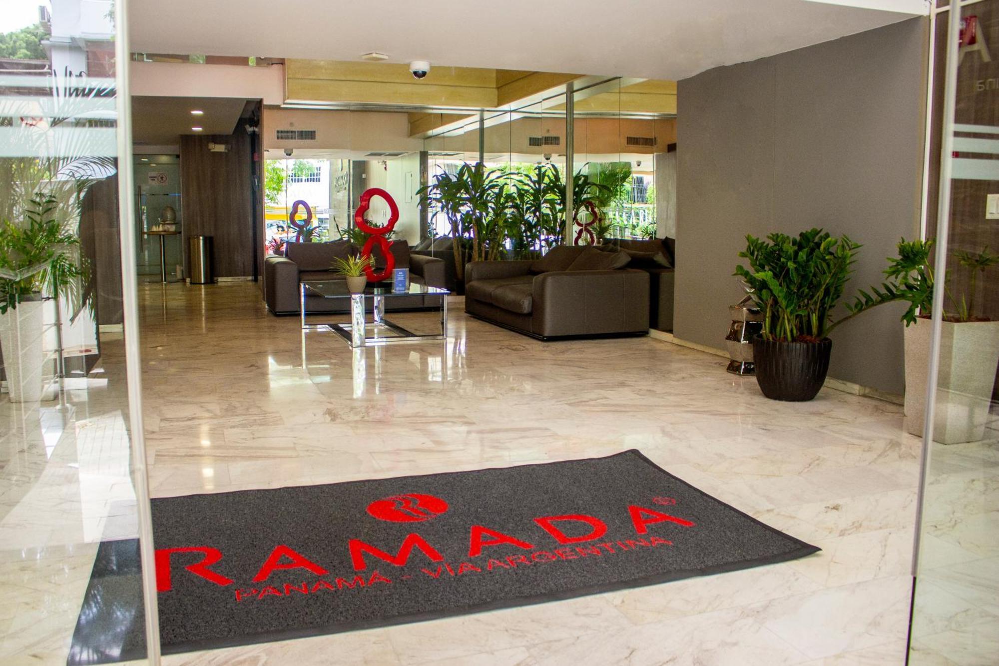 Ramada By Wyndham Panama Via Argentina Hotel Exterior foto